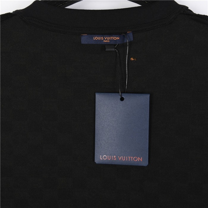 Clothes Louis Vuitton 20250329-3