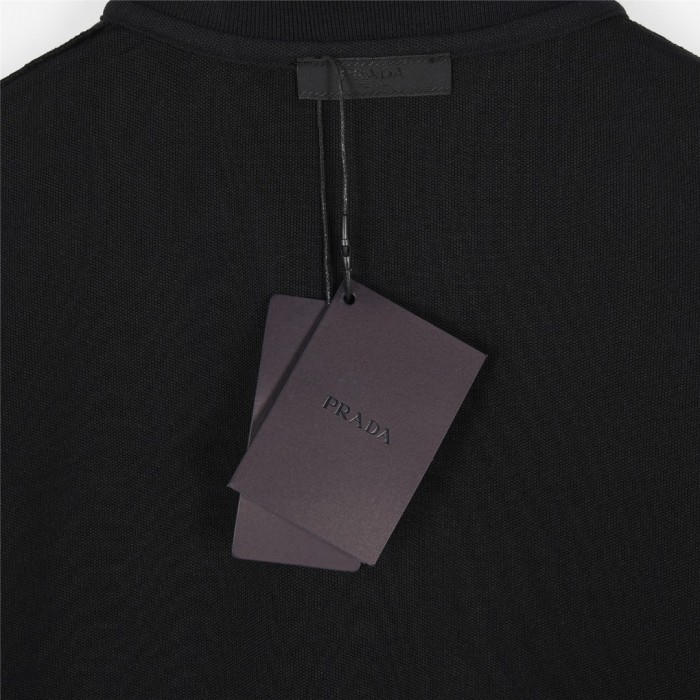  Clothes Prada 20250329-4