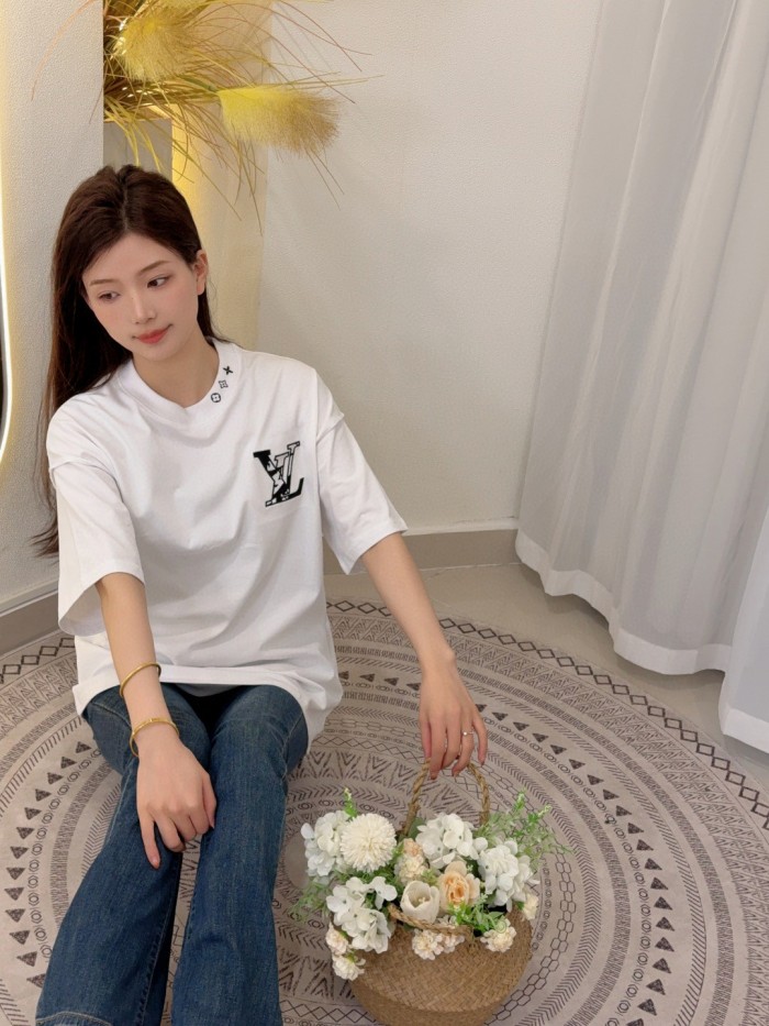 Clothes Louis Vuitton 20250329-6