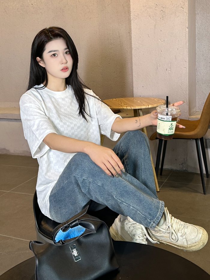 Clothes Louis Vuitton 20250329-4