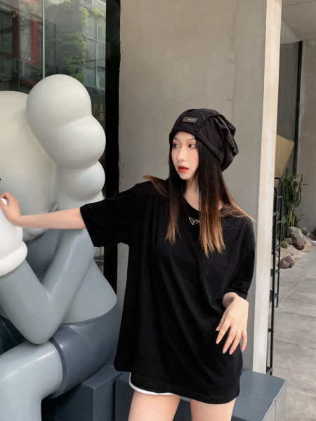 Clothes Prada 20250329-2