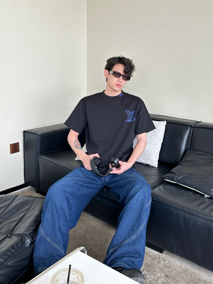 Clothes Louis Vuitton 20250329-2