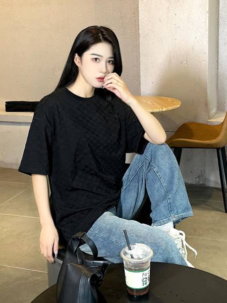 Clothes Louis Vuitton 20250329-3