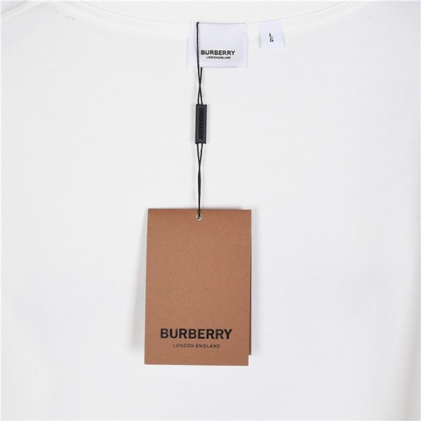  Clothes Burberry 20250329-5