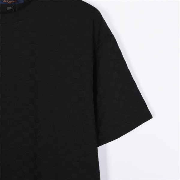 Clothes Louis Vuitton 20250329-3