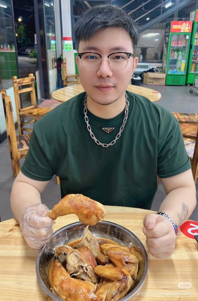 Clothes Prada 20250329-3