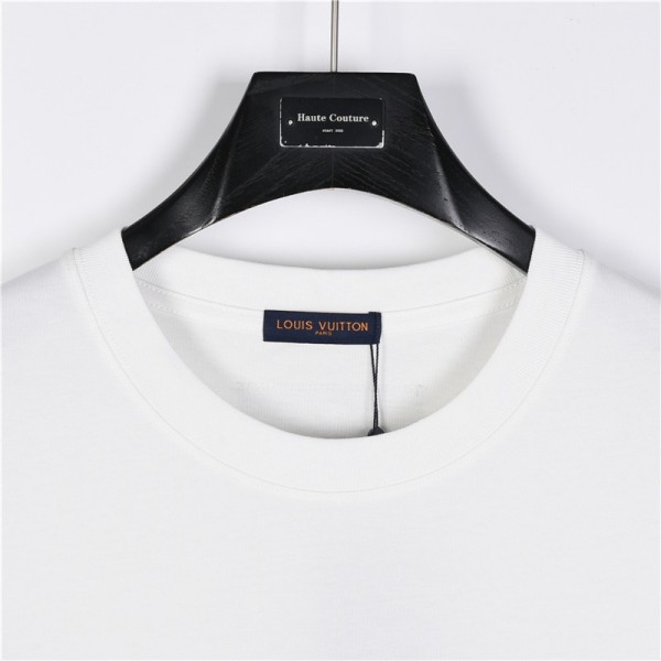  Clothes Louis Vuitton 20250329-8