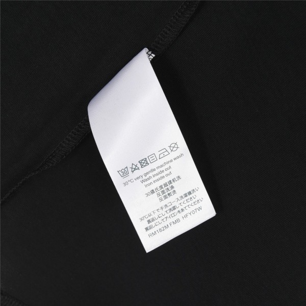 Clothes Louis Vuitton 20250329-5