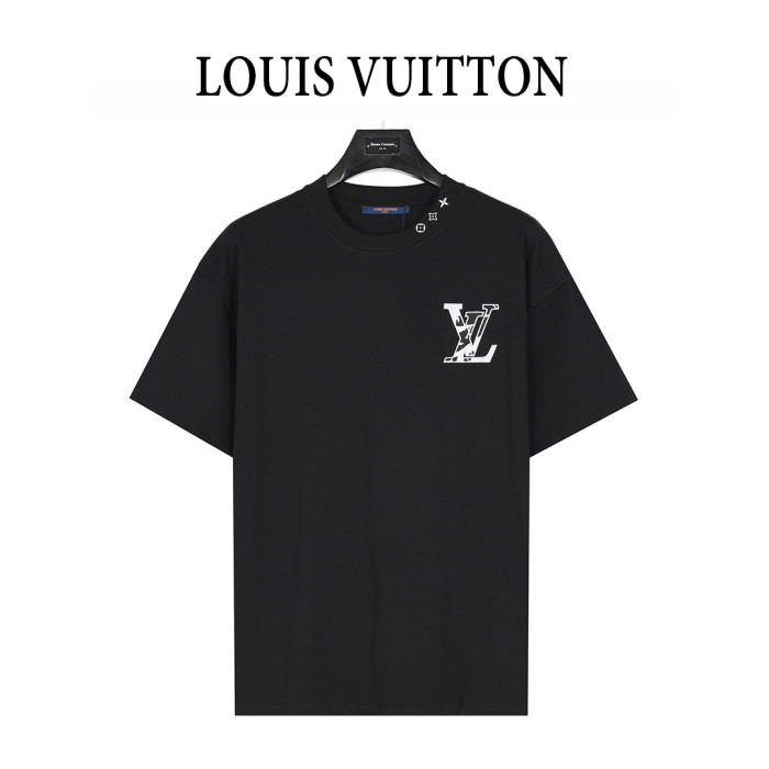 Clothes Louis Vuitton 20250329-5