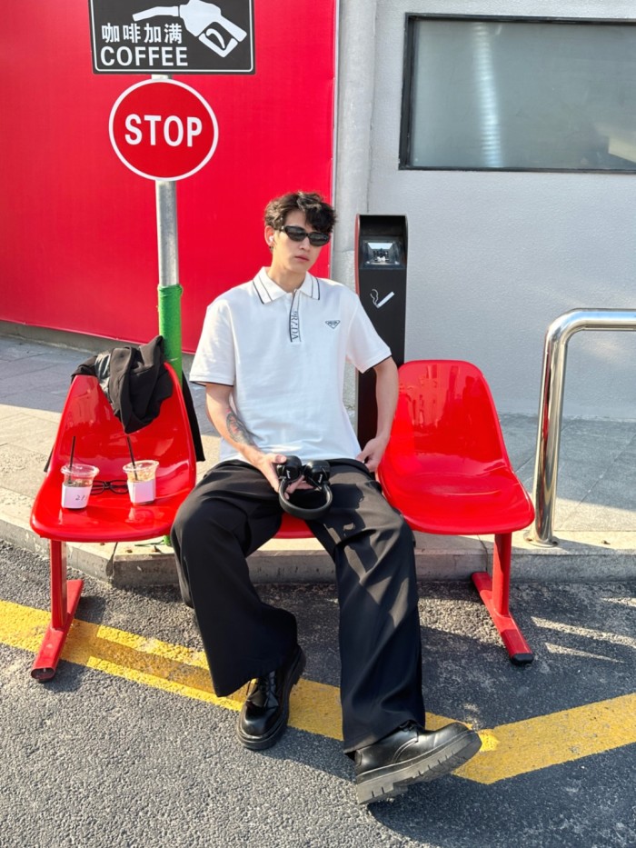  Clothes Prada 20250329-5