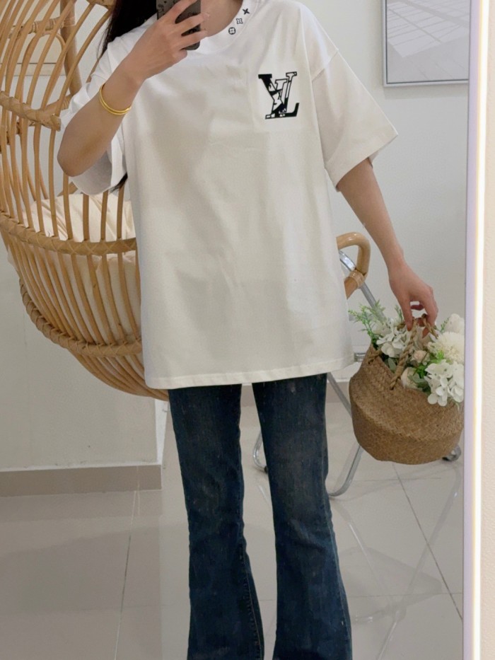 Clothes Louis Vuitton 20250329-6