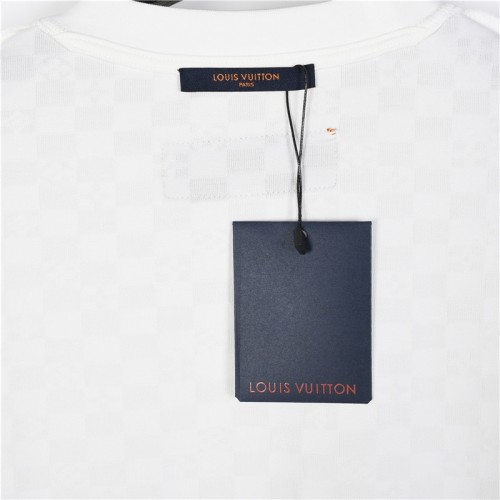Clothes Louis Vuitton 20250329-4