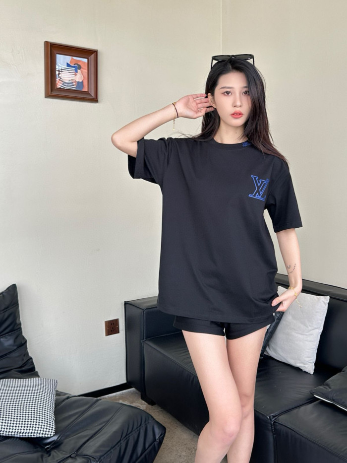 Clothes Louis Vuitton 20250329-2