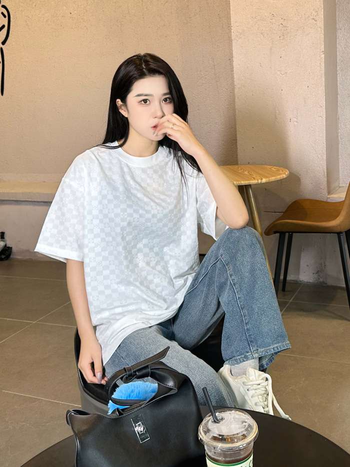 Clothes Louis Vuitton 20250329-4