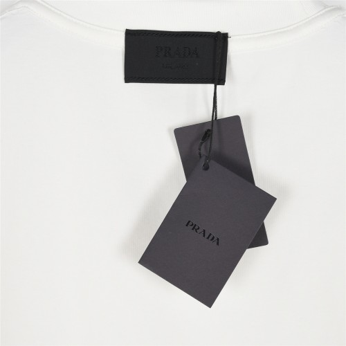 Clothes Prada 20250329-1