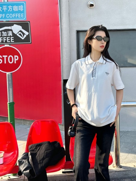  Clothes Prada 20250329-5