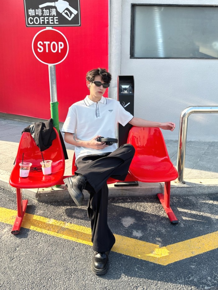  Clothes Prada 20250329-5