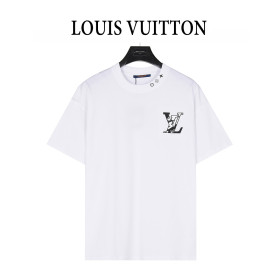 Clothes Louis Vuitton 20250329-6
