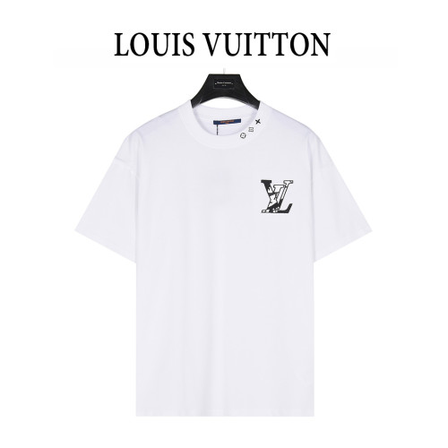 Clothes Louis Vuitton 20250329-6