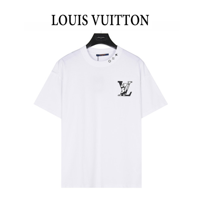 Clothes Louis Vuitton 20250329-6