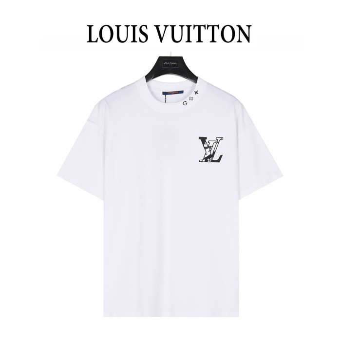 Clothes Louis Vuitton 20250329-6