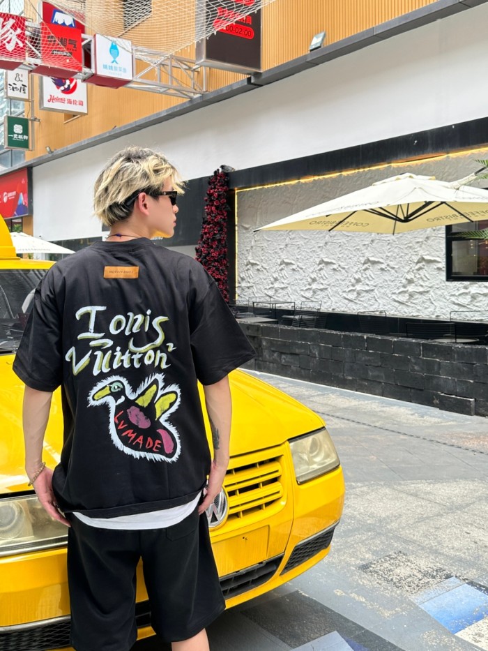  Clothes Louis Vuitton 20250329-7