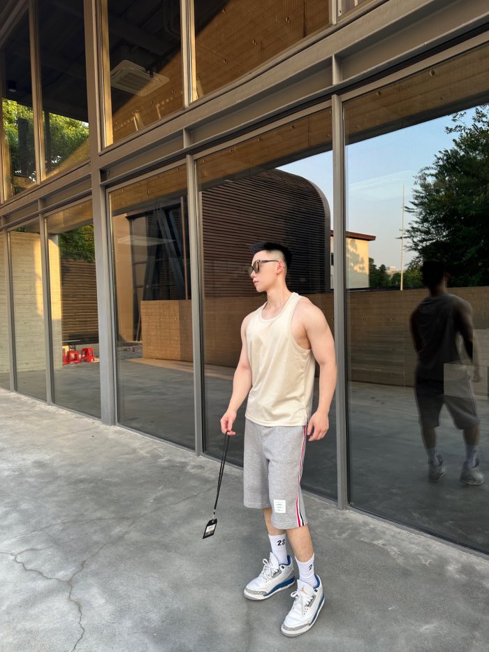 Clothes Thom Browne 20250329-3