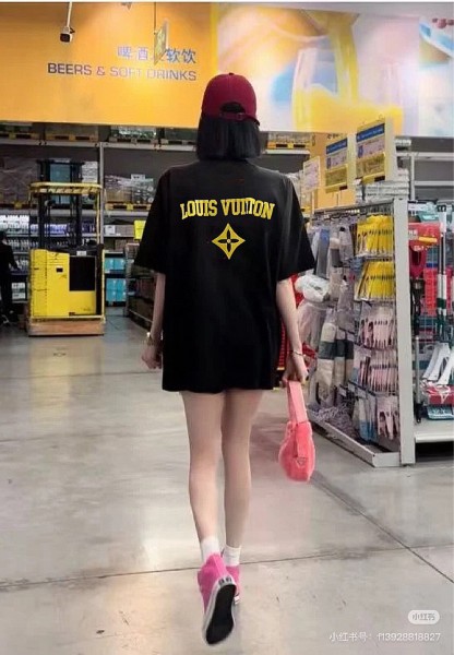  Clothes Louis Vuitton 20250331-1