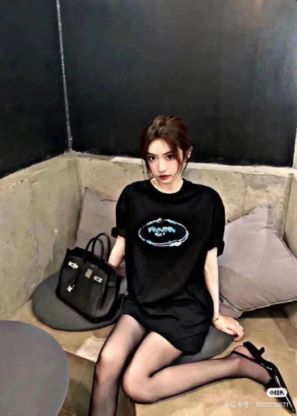 Clothes Prada 20250331-1