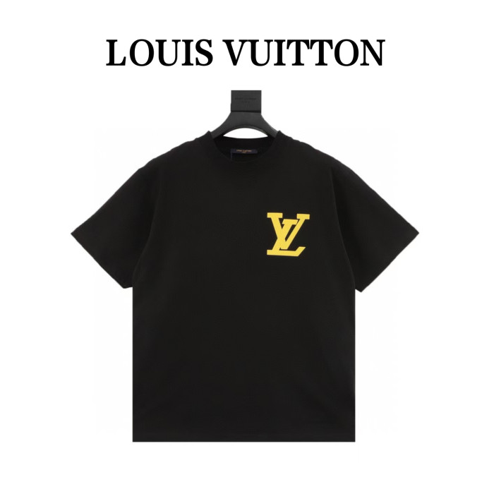  Clothes Louis Vuitton 20250331-1