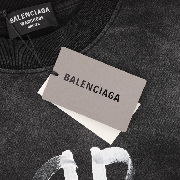 Clothes Balenciaga 20250401-1