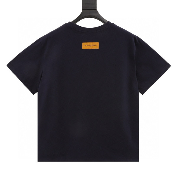 Clothes Louis Vuitton 20250401-1