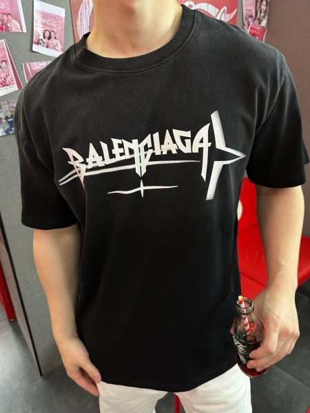  Clothes Balenciaga 20250401-2