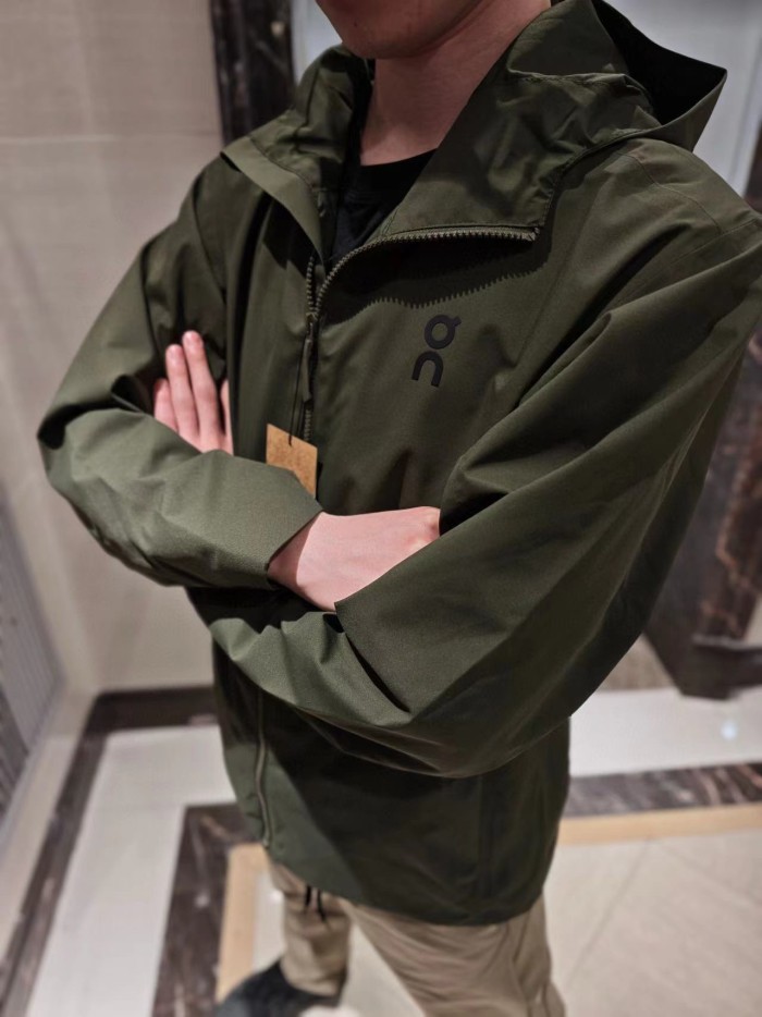  Clothes On 20250401-2