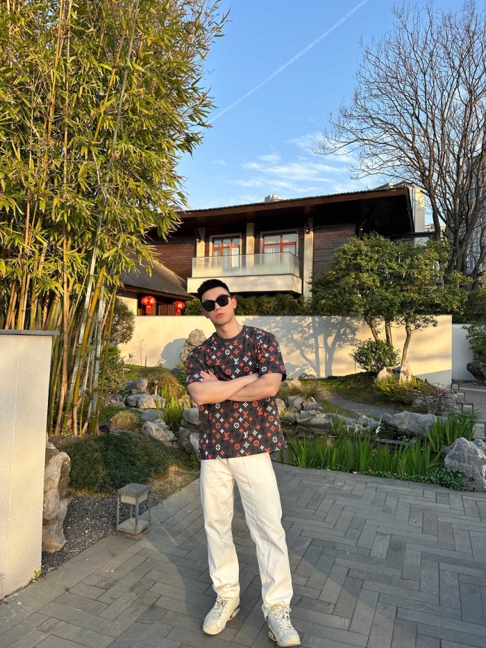 Clothes Louis Vuitton 20250401-2