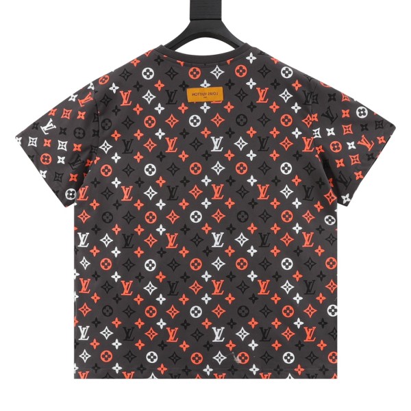 Clothes Louis Vuitton 20250401-2