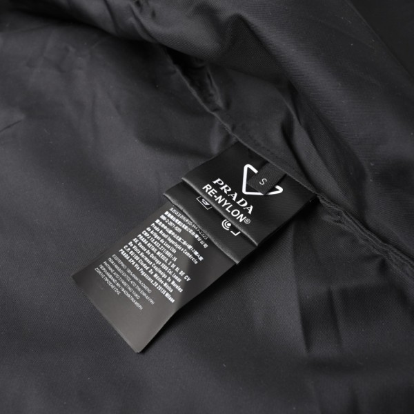  Clothes Prada 20250401-2