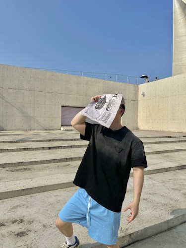  Clothes Prada 20250401-1