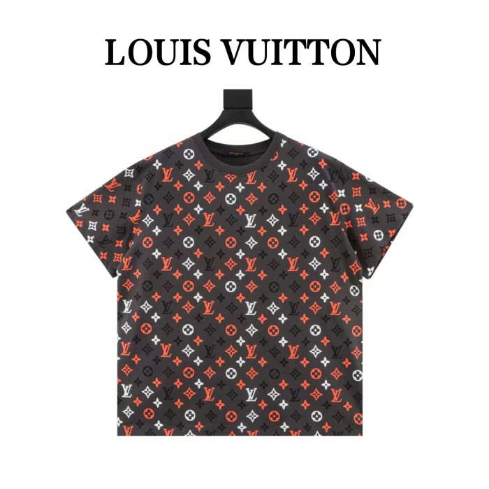 Clothes Louis Vuitton 20250401-2