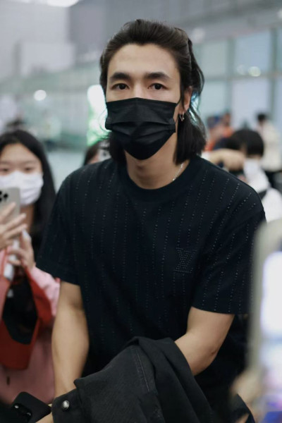 LOUIS VUITTON Crystal Embellished Cotton T Shirt