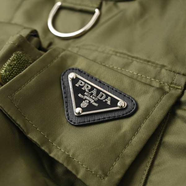  Clothes Prada 20250401-3