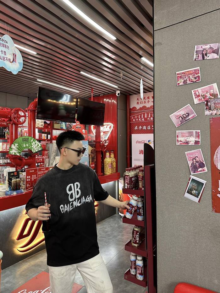 Clothes Balenciaga 20250401-1