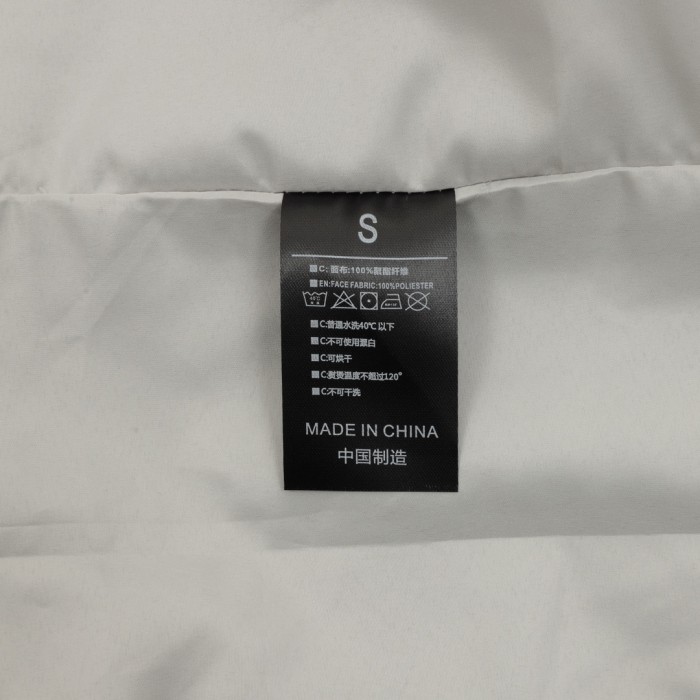  Clothes On 20250401-3