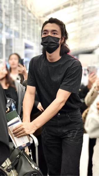 LOUIS VUITTON Crystal Embellished Cotton T Shirt