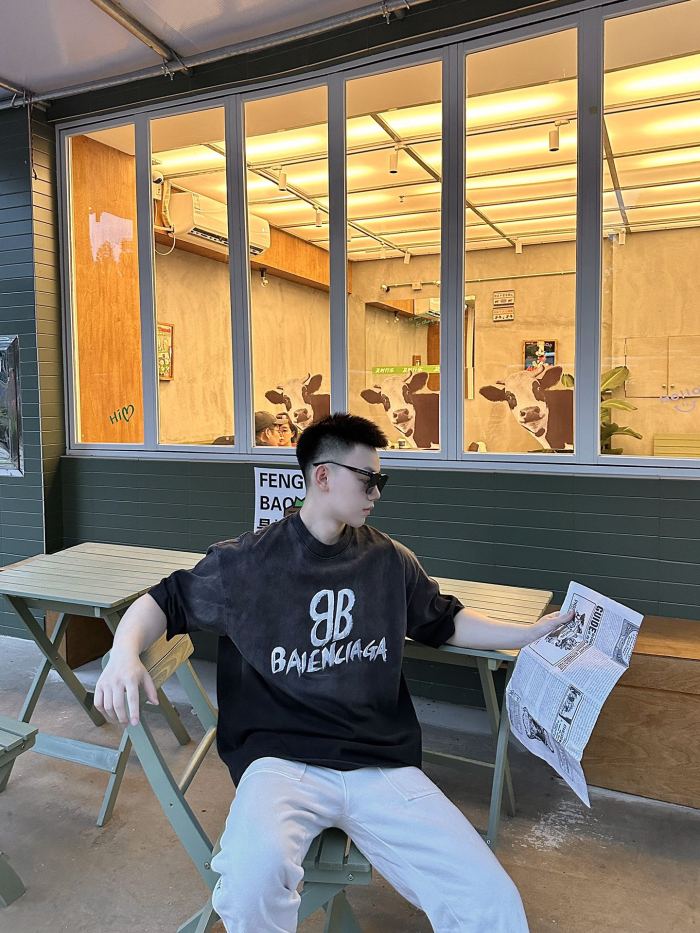 Clothes Balenciaga 20250401-1