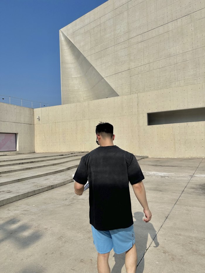  Clothes Prada 20250401-1