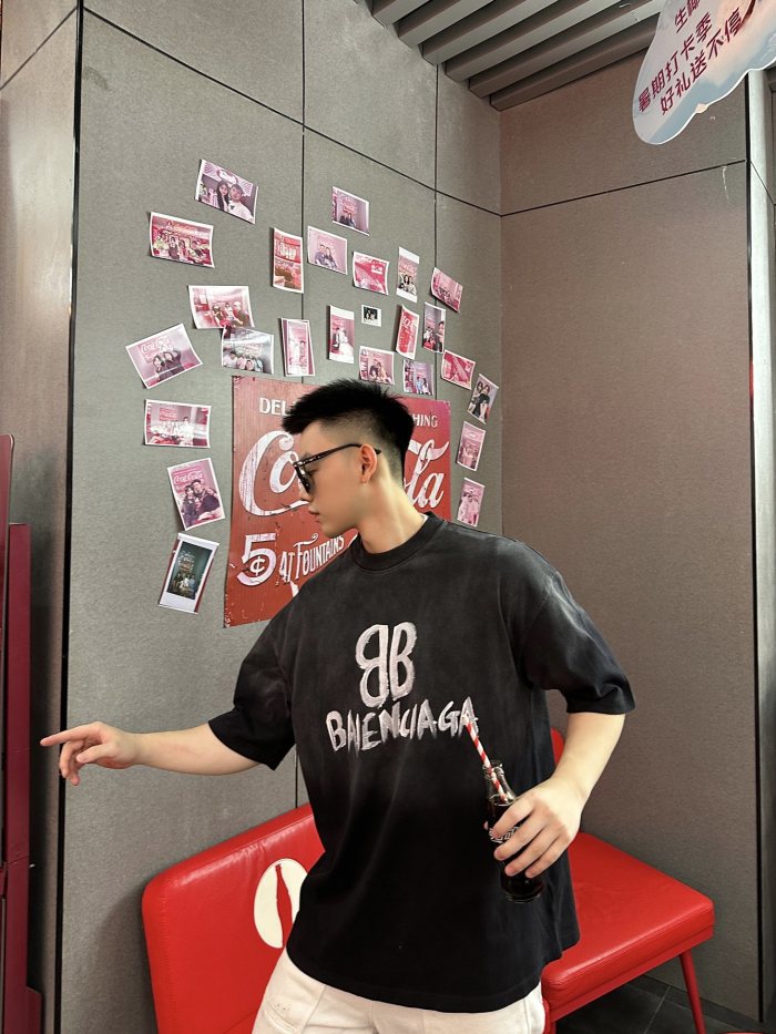 Clothes Balenciaga 20250401-1