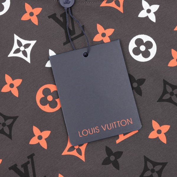 Clothes Louis Vuitton 20250401-2