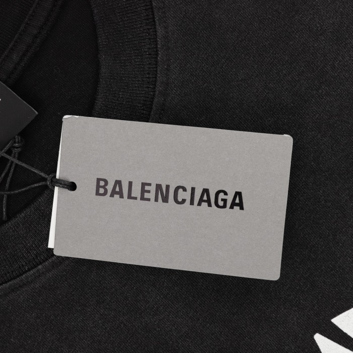  Clothes Balenciaga 20250401-2