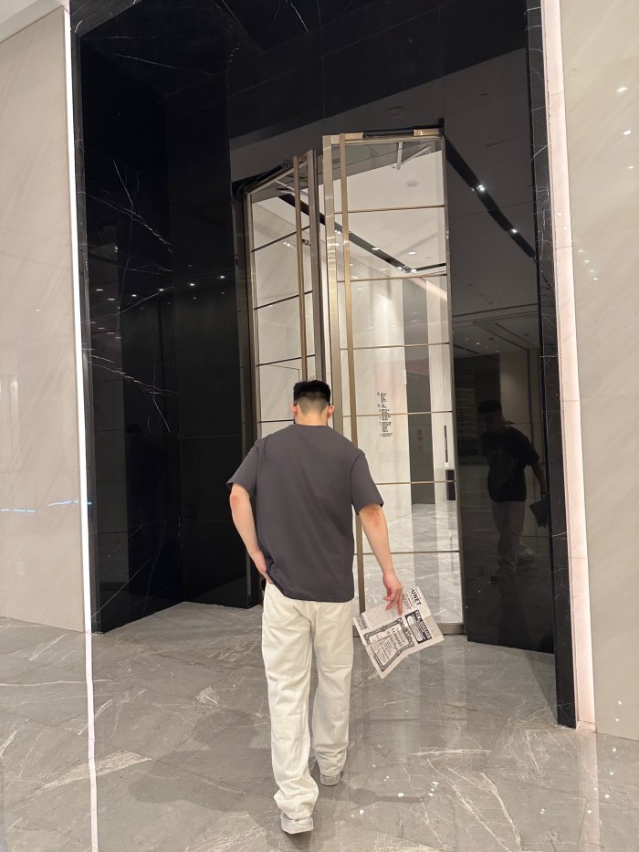 Clothes Balenciaga 20250401-3